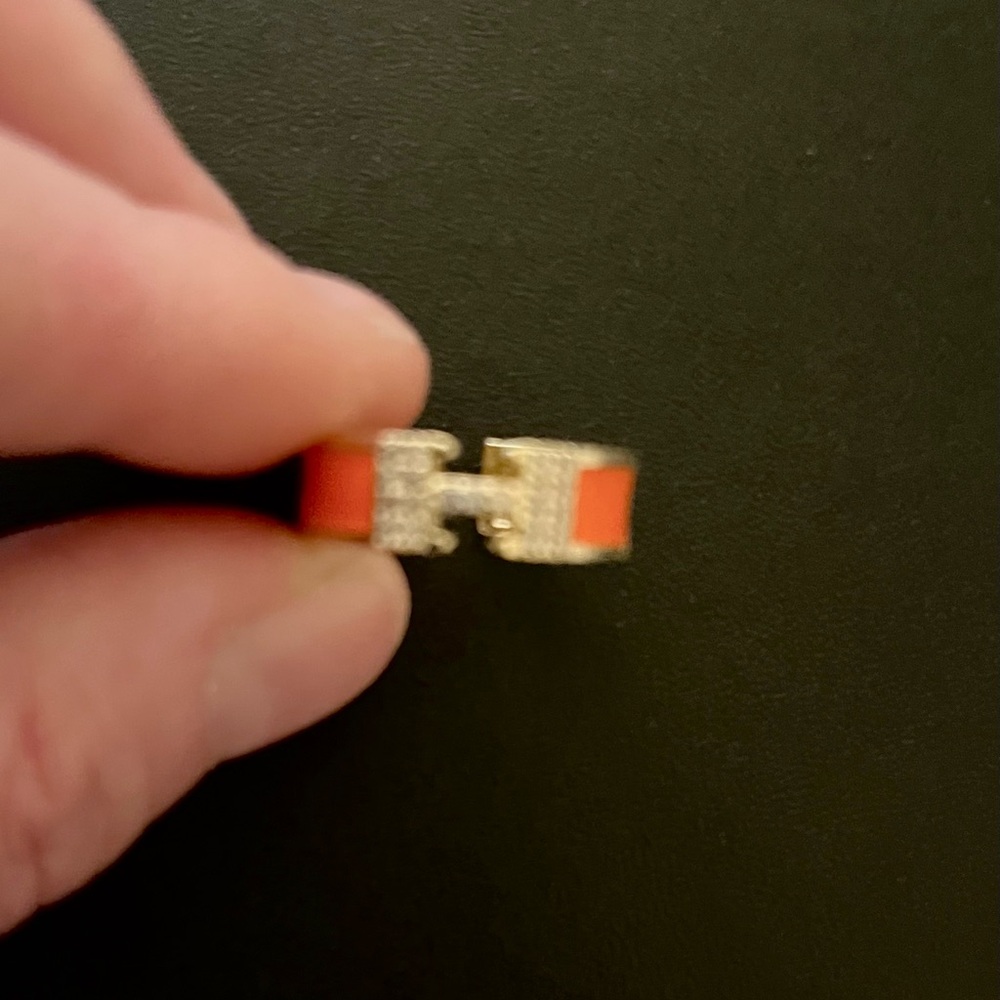 H Orange and Gold Plated Ring w/Rhinestones - Picture 4 of 4